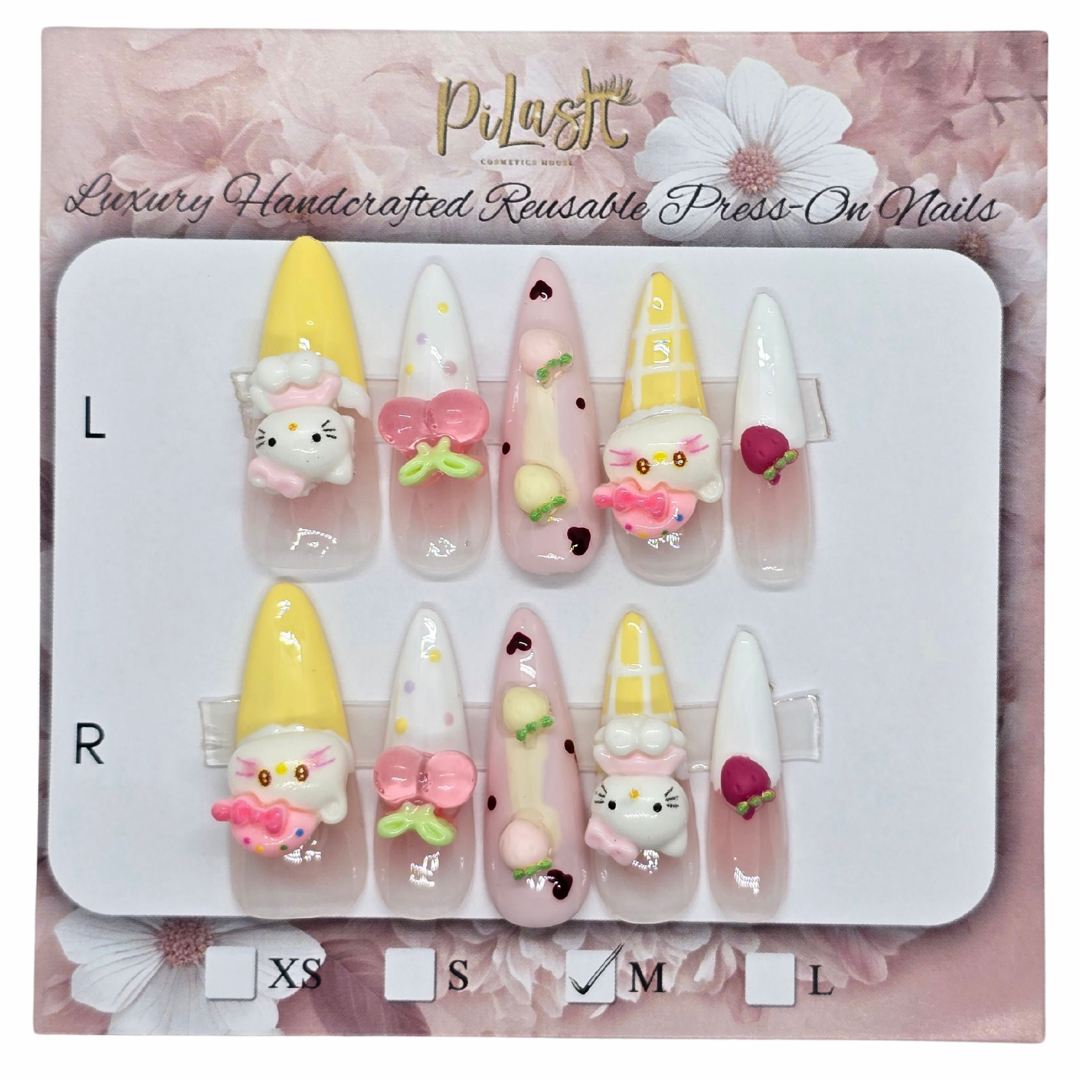 PRESS-ON NAILS (MEDIUM)