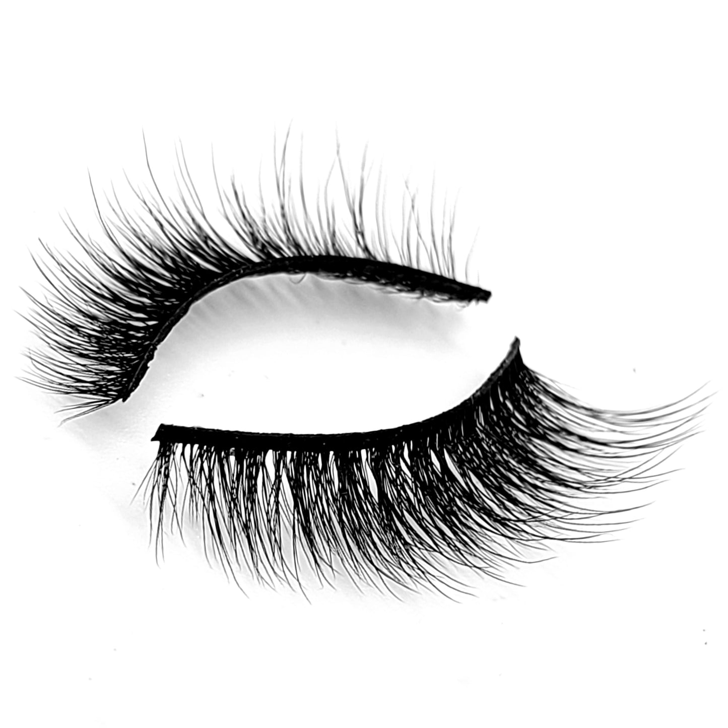 LUNA LASHES